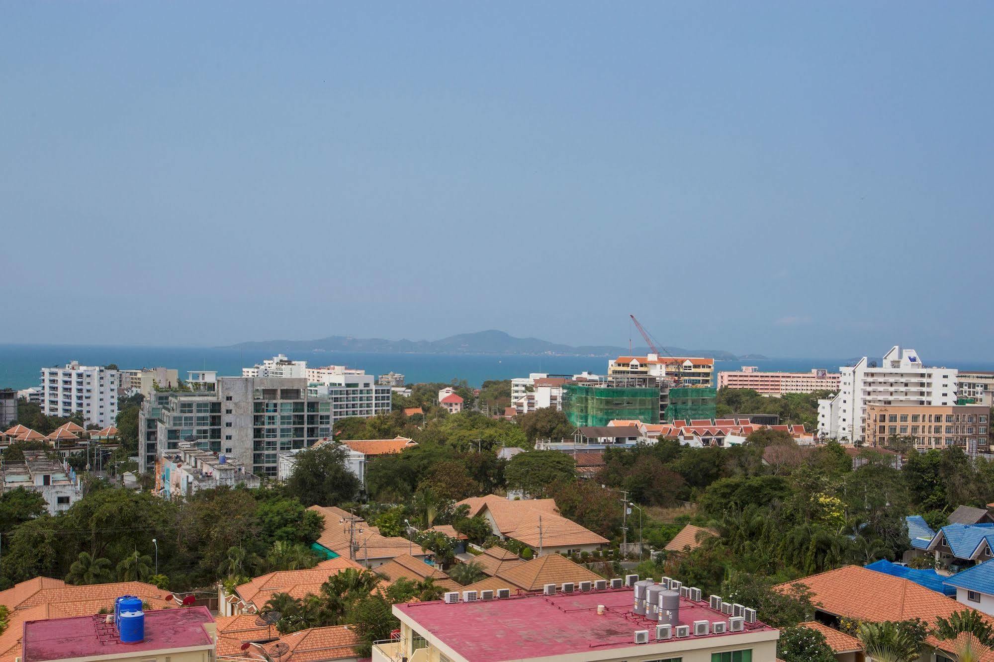 South Beach Pattaya 좀티엔 비치 외부 사진